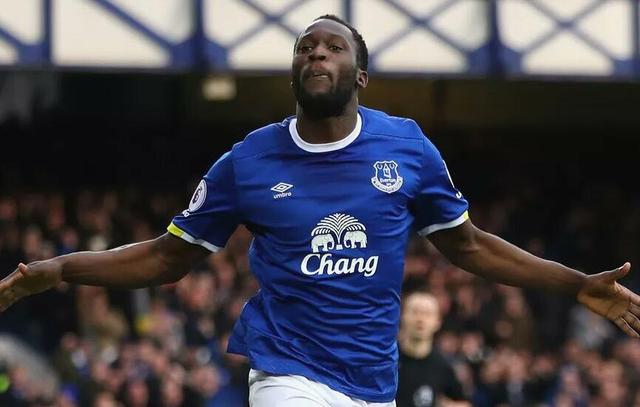 班长裸体扒开两腿让我喝尿